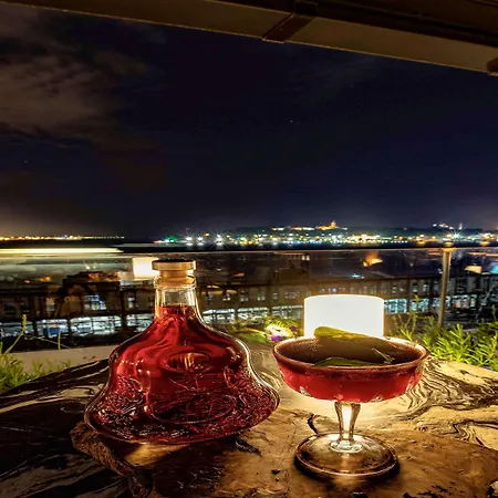 Novotel Bosphorus 5*