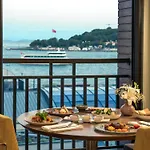 Novotel Bosphorus מלון