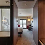 Novotel Bosphorus מלון 5*