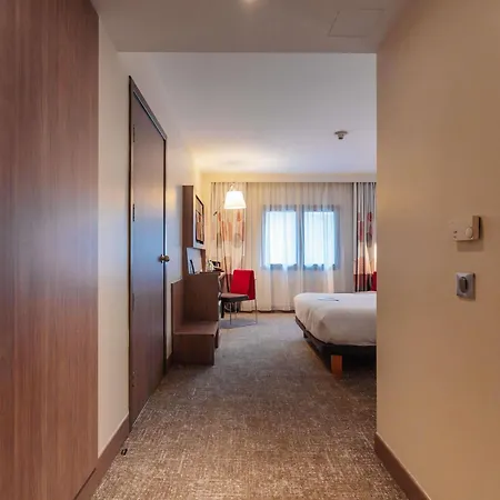 Hotel Novotel Bosphorus 5*