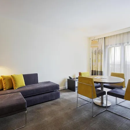 Hotell Novotel Bosphorus 5*