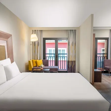 Novotel Bosphorus 5* איסטמבול