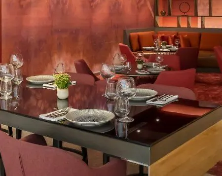 Novotel Bosphorus 5*
