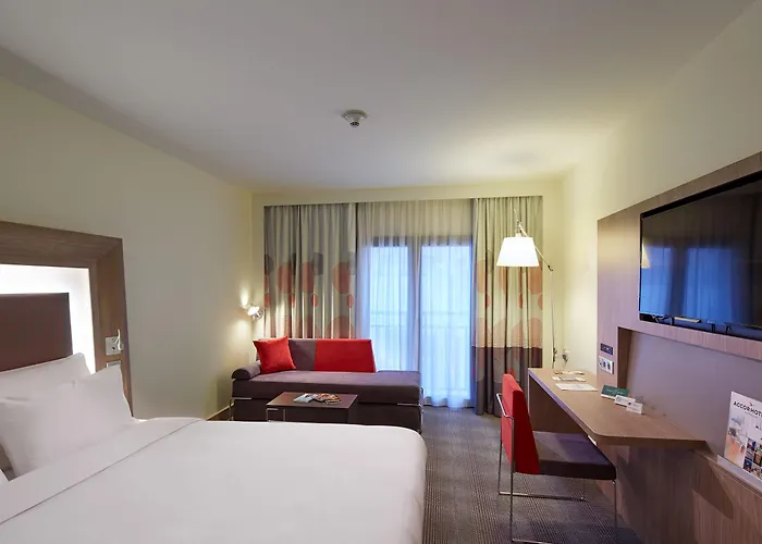 Отель Novotel Bosphorus 5*