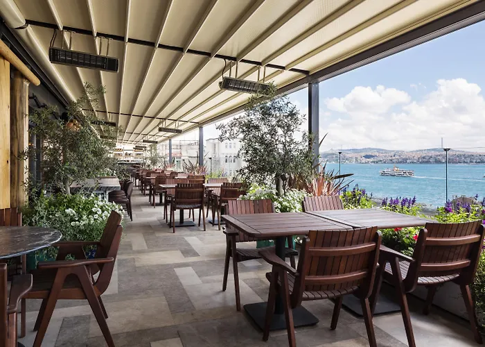 Novotel Bosphorus Отель Стамбул