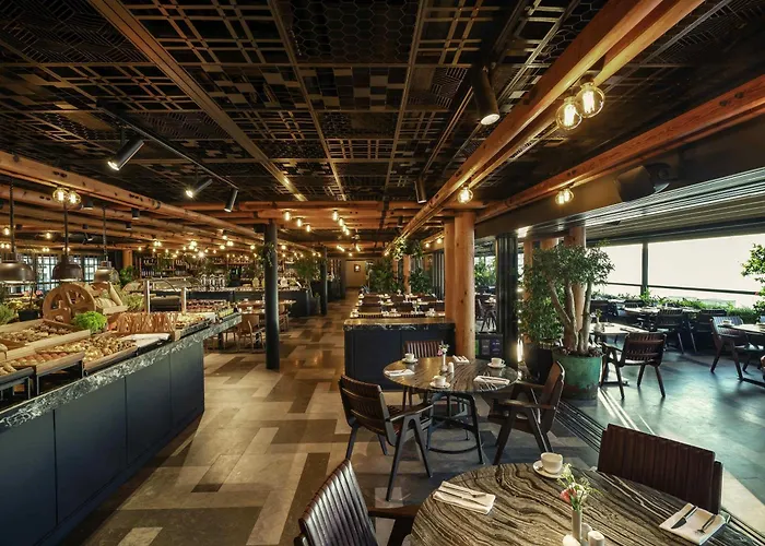 Novotel Bosphorus Отель Стамбул