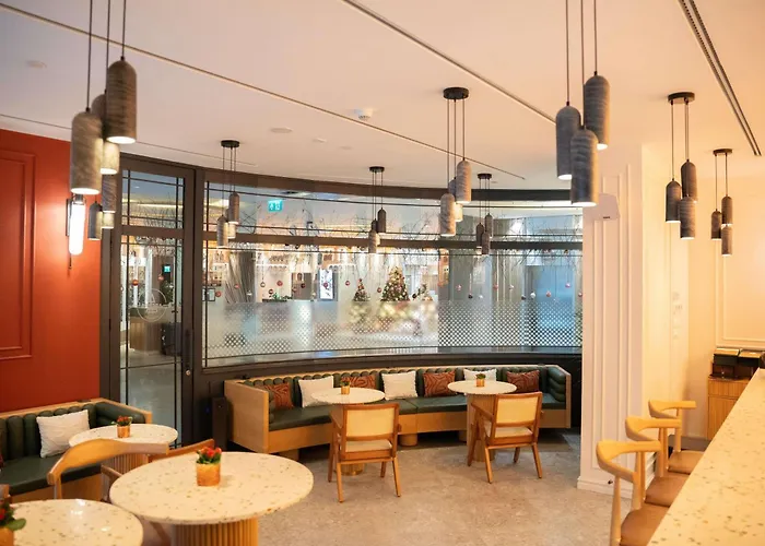 Отель Novotel Bosphorus 5*