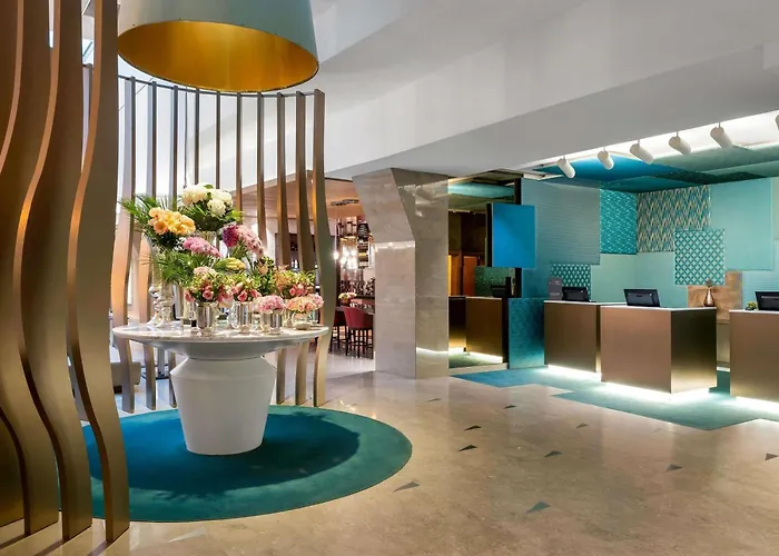 Отель Novotel Bosphorus 5*