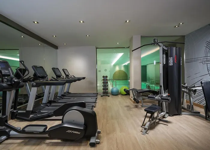 Hotel Novotel Bosphorus 5*