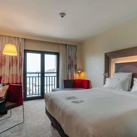 Novotel Bosphorus 5* Istambul