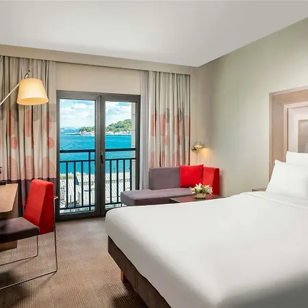 Hotell Novotel Bosphorus 5*